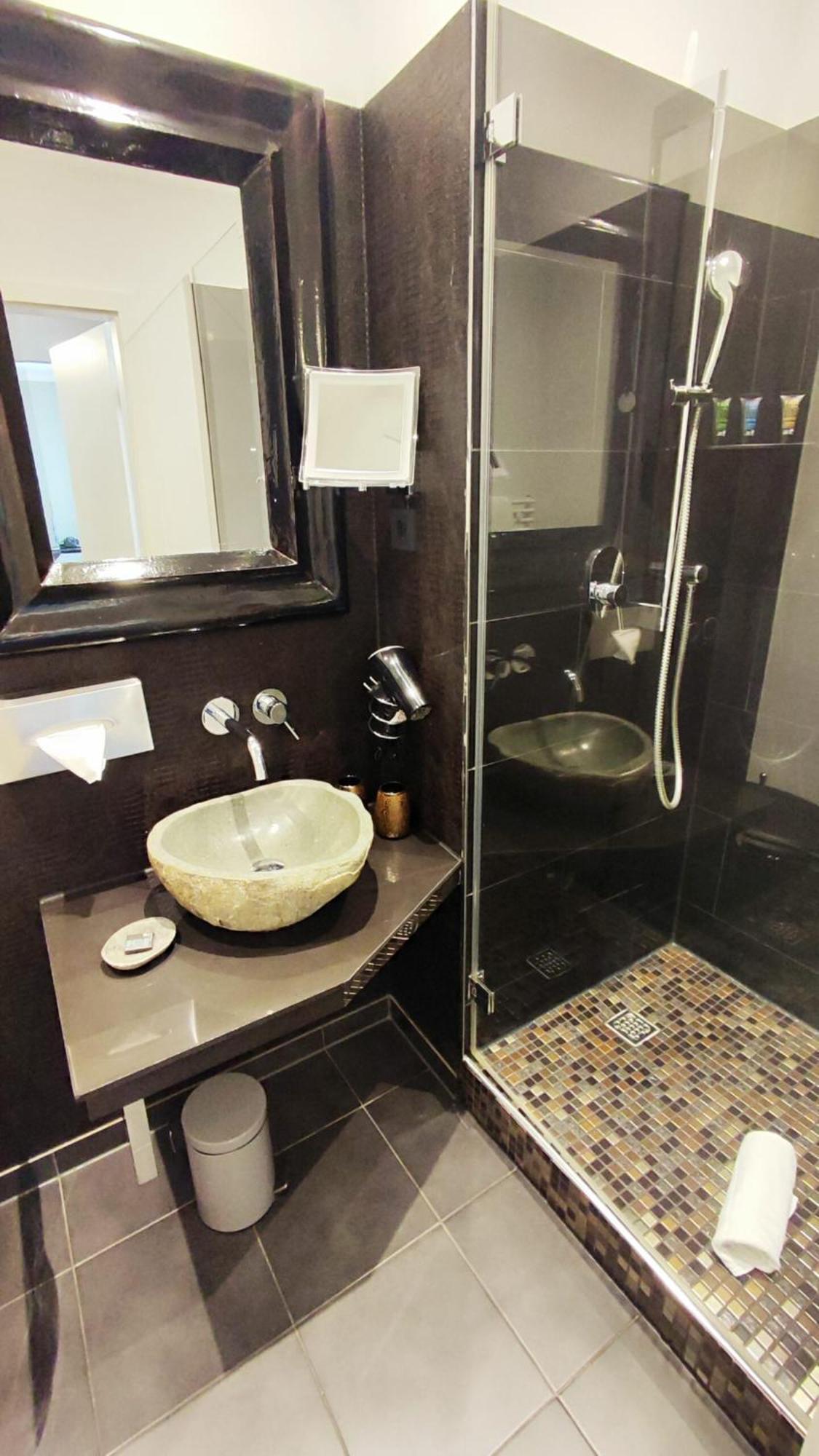 Villahotel Rheinblick Köln Rum bild