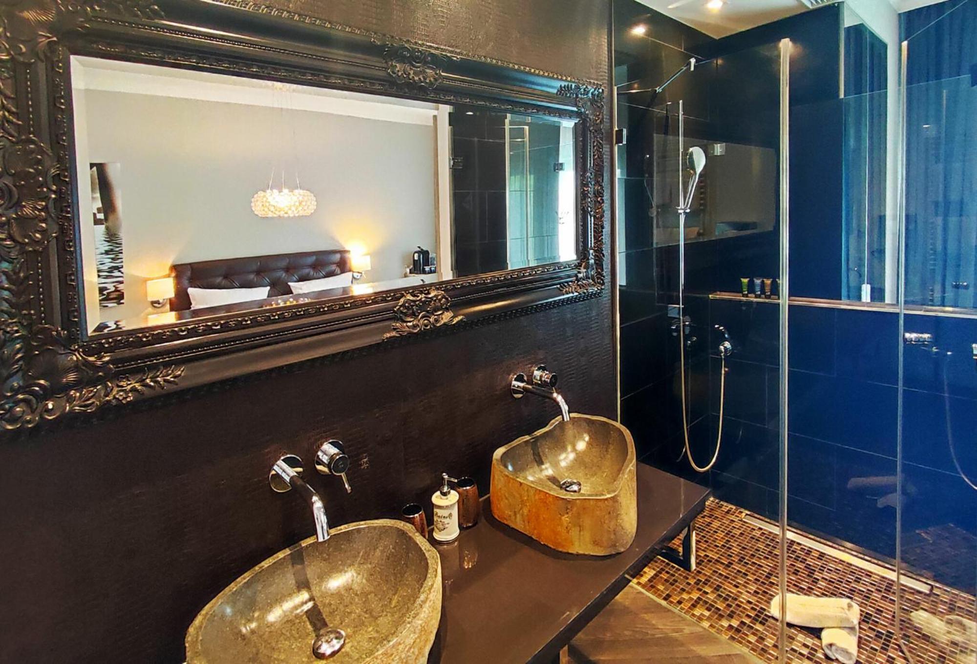 Villahotel Rheinblick Köln Rum bild